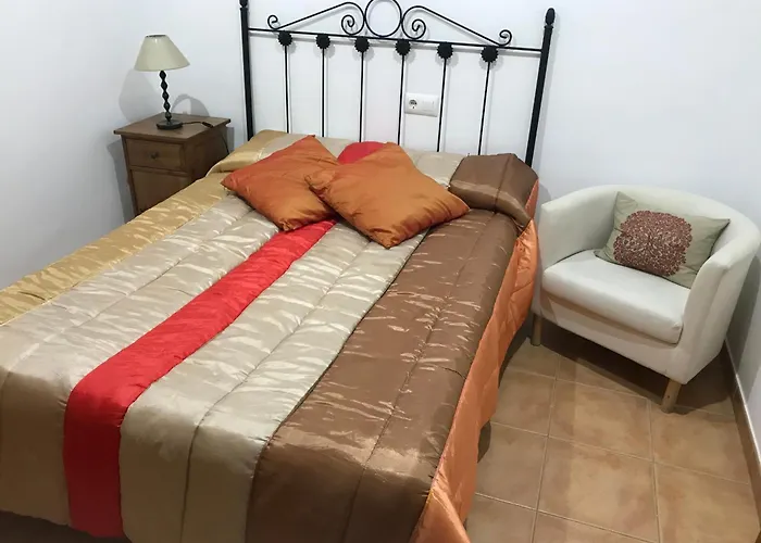 Antequeruela Tourists Home